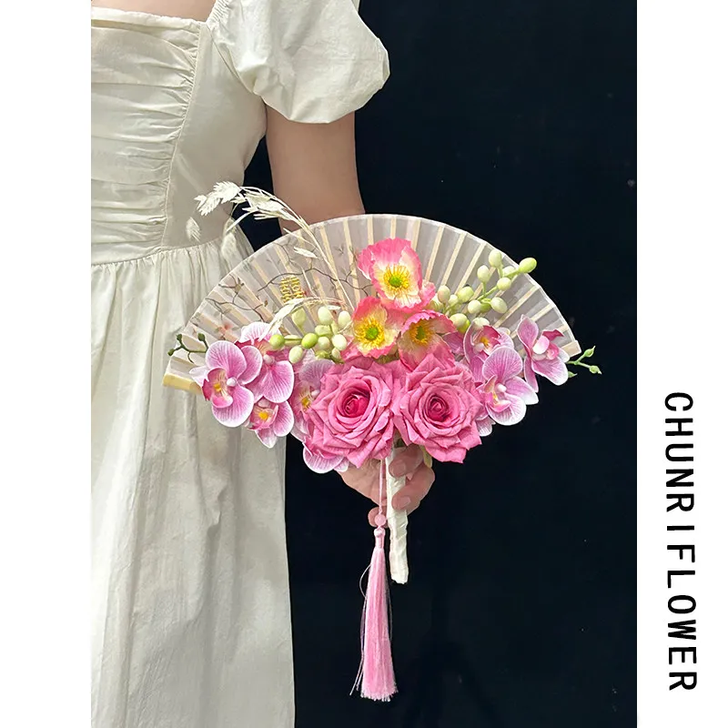 New Chinese-style bouquet brid - đánh giá và giá Orchid Phalaenopsis