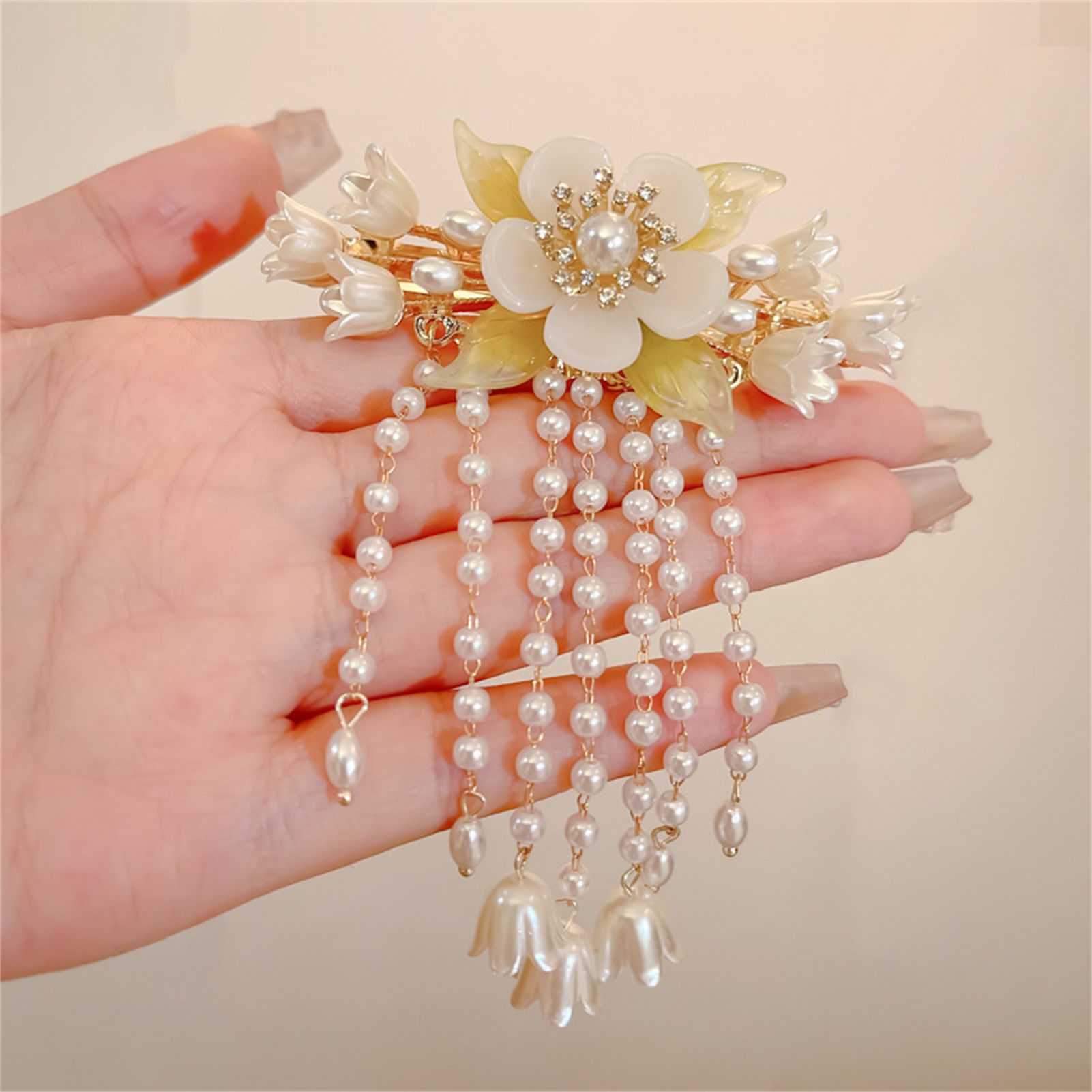 Vintage Flower Tassel Hair Cli - đánh giá và giá Orchid Phalaenopsis